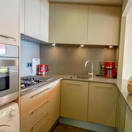 La Gioia 3 By Hello Homes *